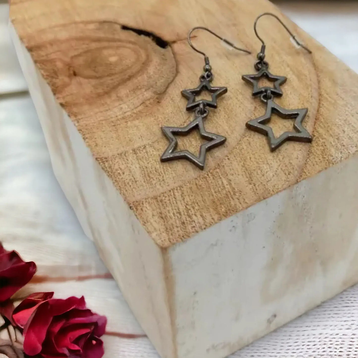 Hollow Double Star Stud Earrings | Silver